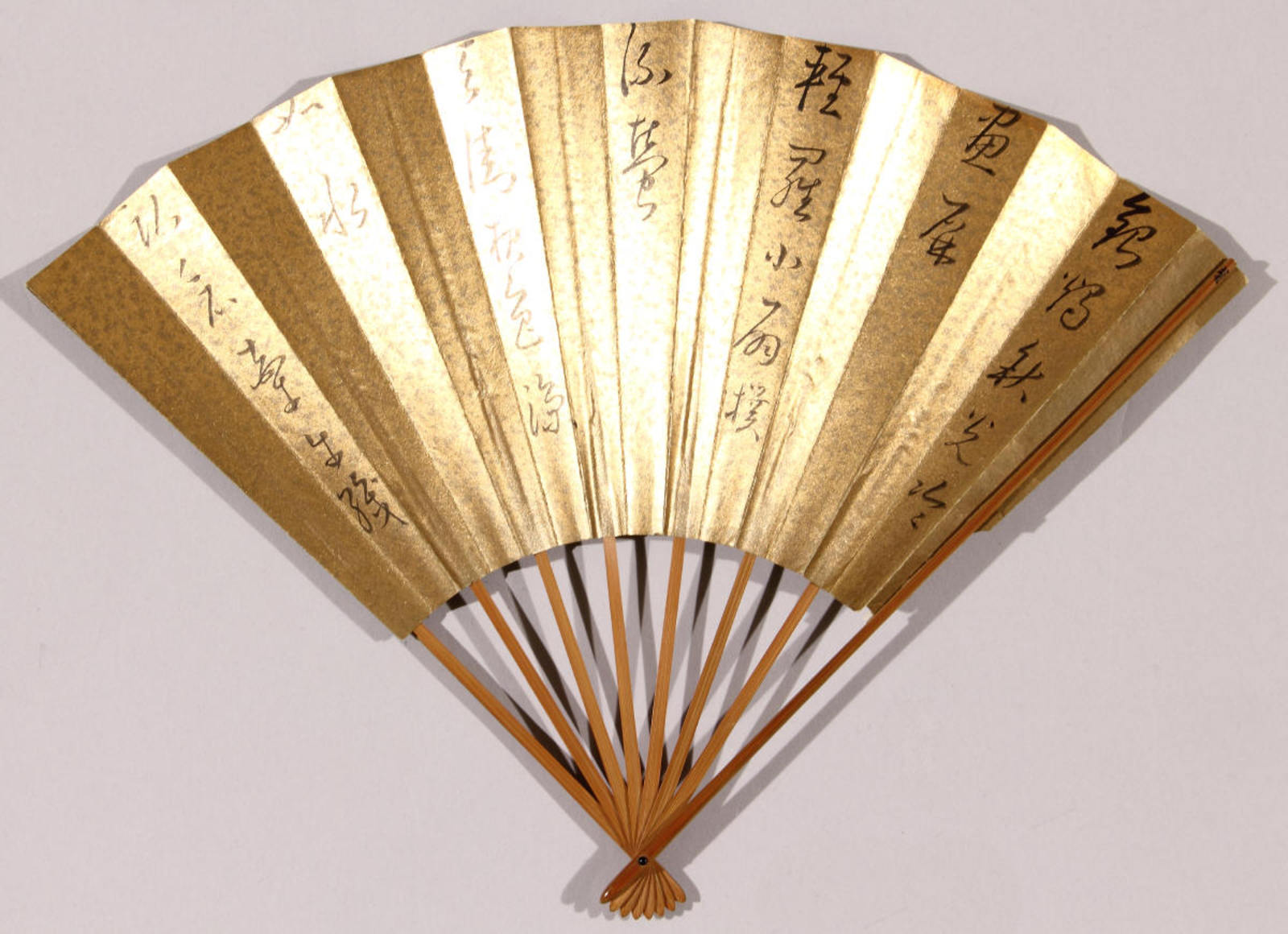 草書七言絶句「銀燭秋光冷画屏」