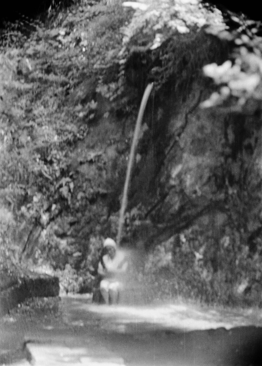 等々力不動尊　不動の滝