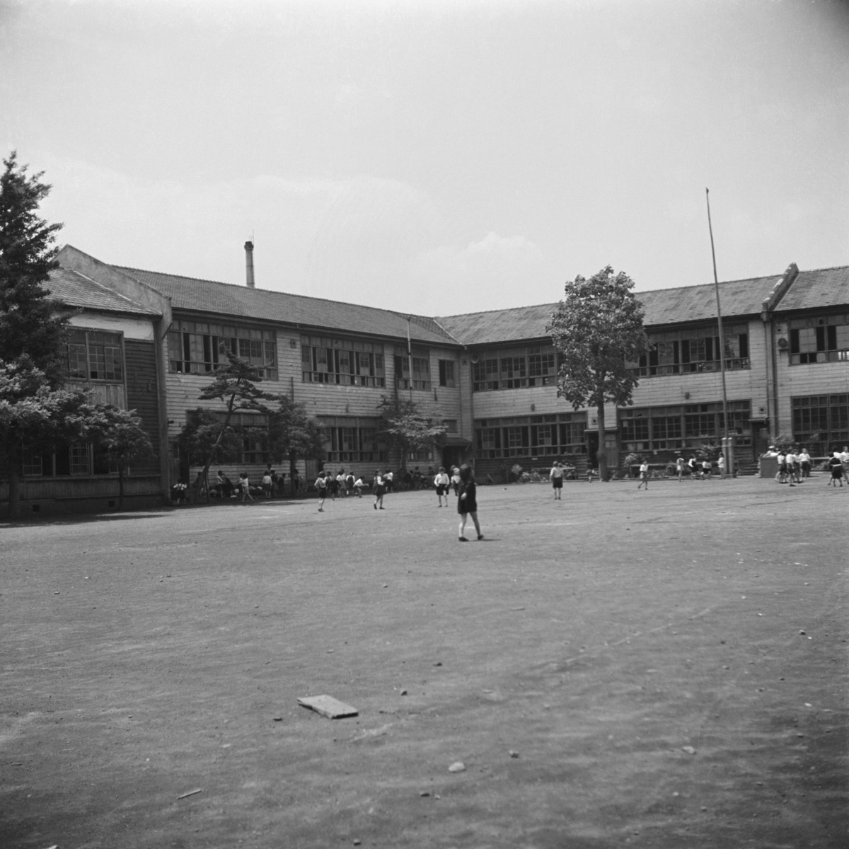 烏山小学校