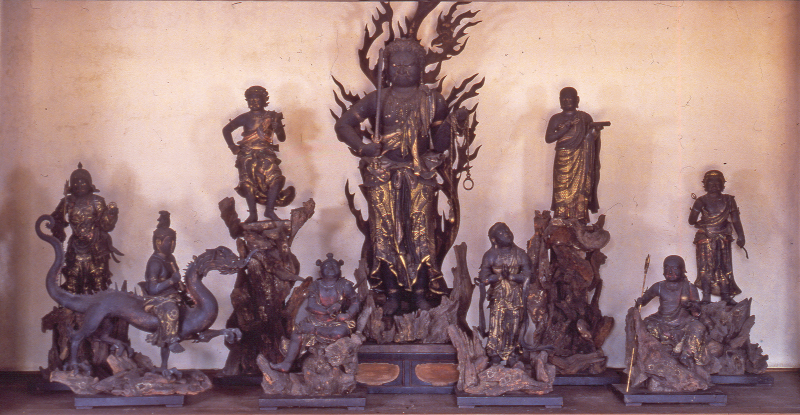 木造不動明王及八大童子像